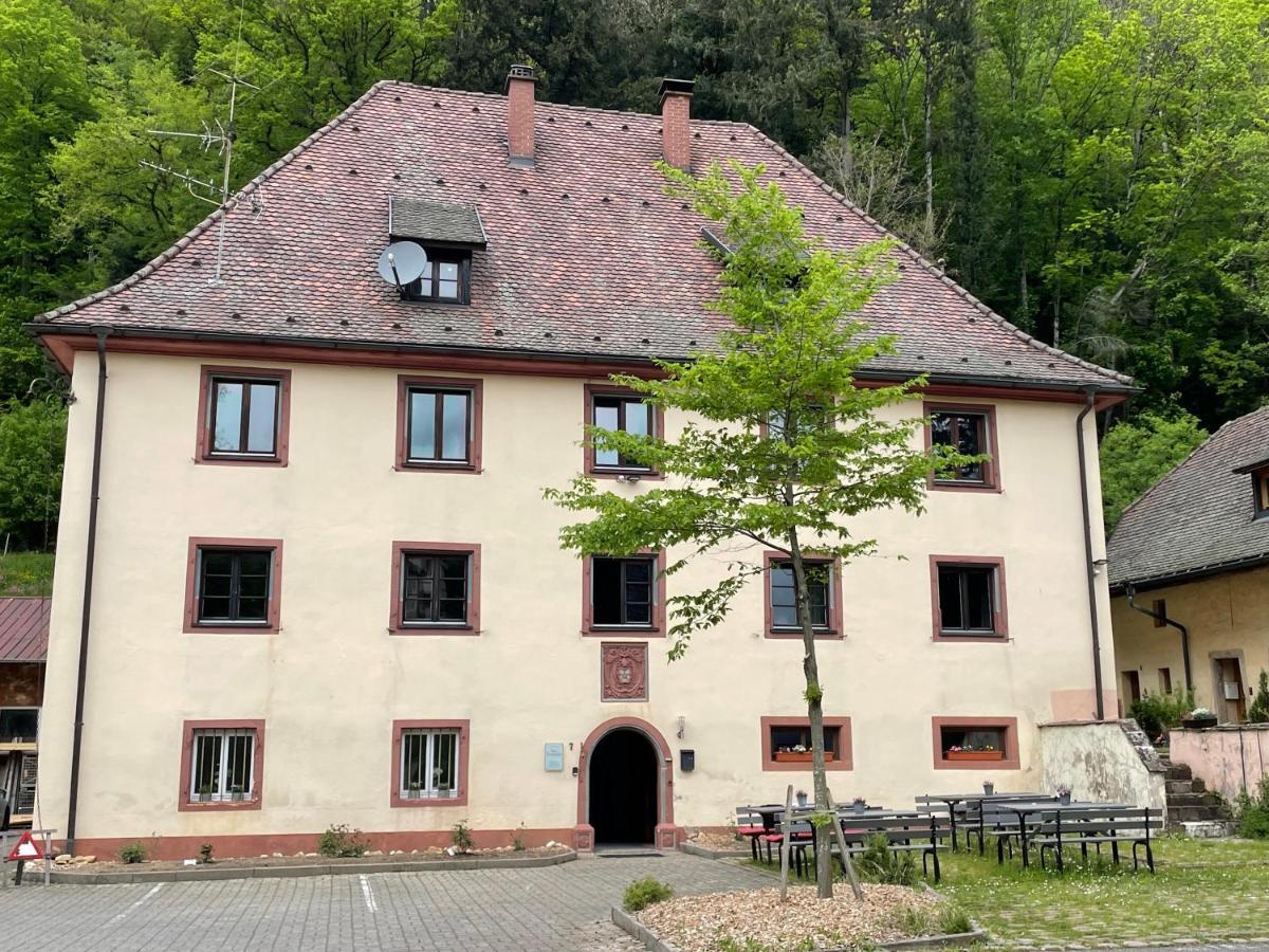 Bed & Breakfast Muellers Klostermuehle Muenstertal Luaran gambar